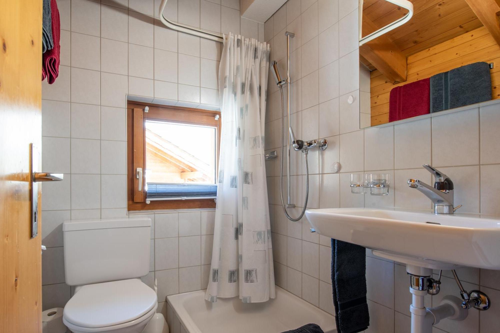 Haus Avalanche Apartment Saas-Fee Phòng bức ảnh